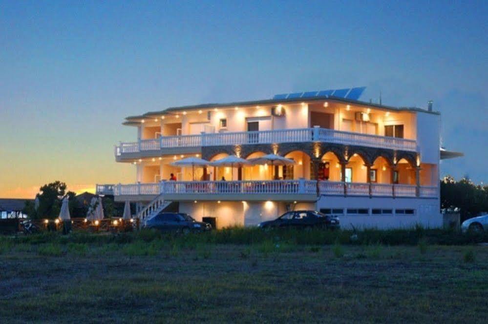 Esperanza Hotel Kanali  Exterior photo